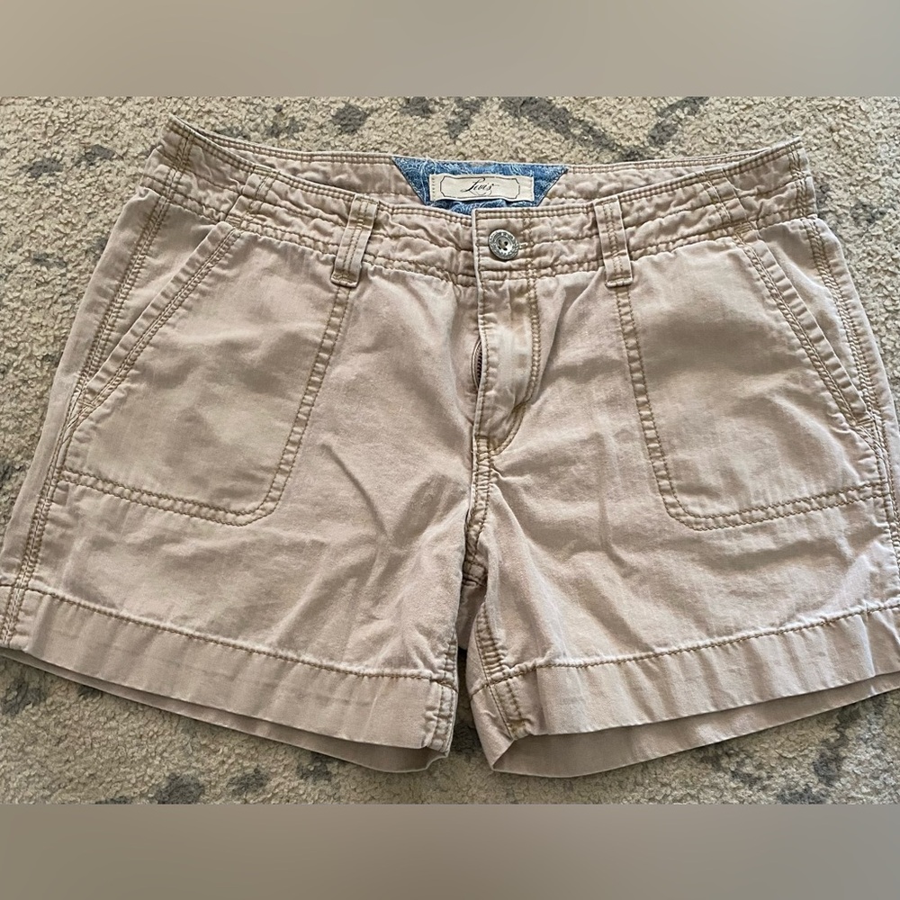 Levi's Women's Beige Cargo Shorts